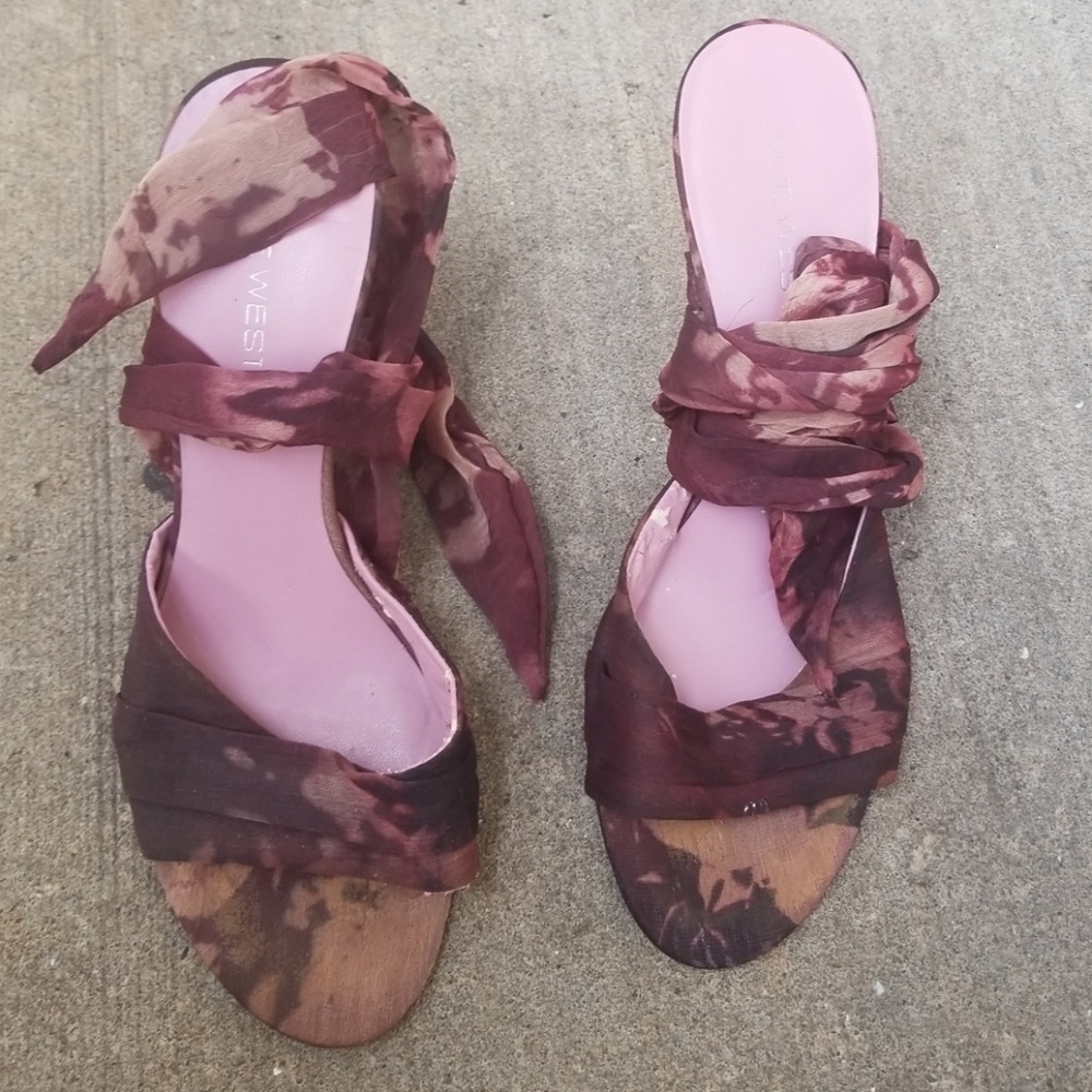 Nine west